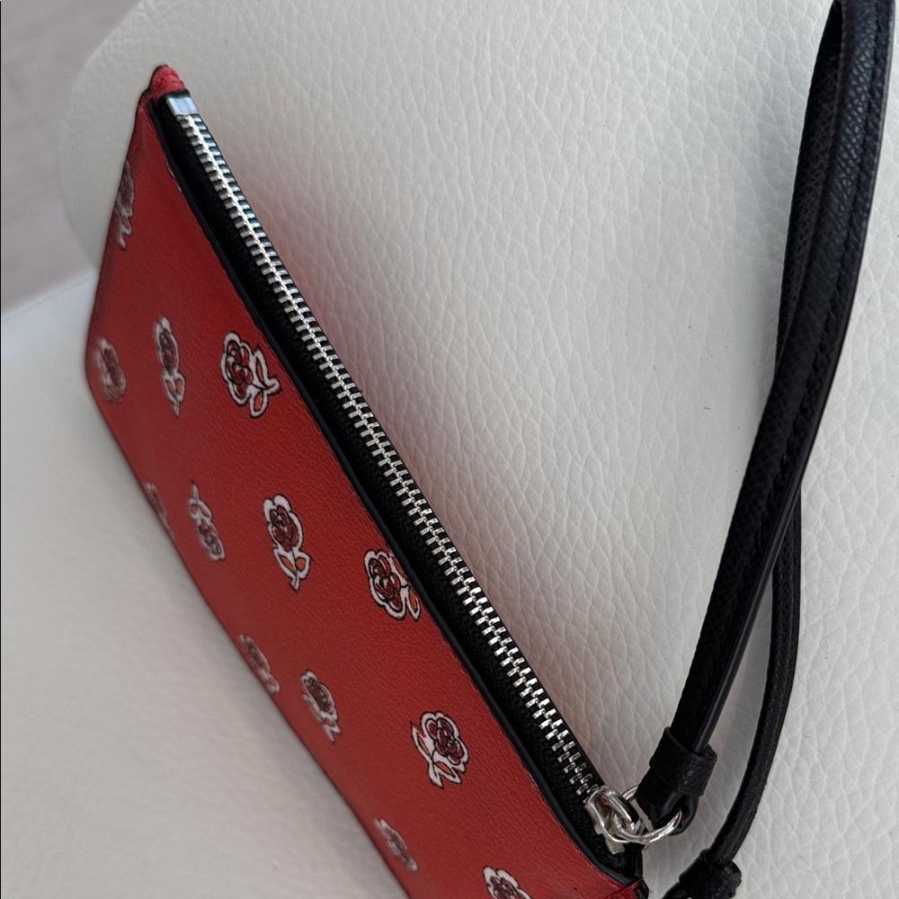 Coach Sienna Red Wristlet with Floral Pattern NWOT - Picture 6 of 7